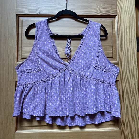 Lucky Brand Tops - Lucky Brand Lavender Floral Cotton Blend Cropped Camisole